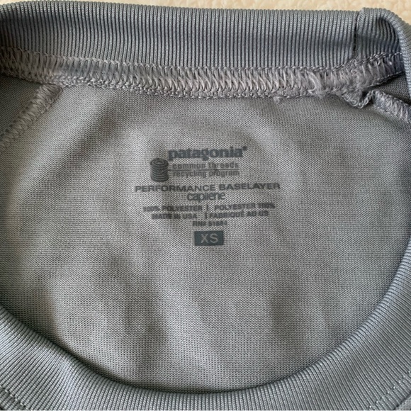 Patagonia Performance Base Layer Capilene Crew Top sz XS - Picture 5 of 8